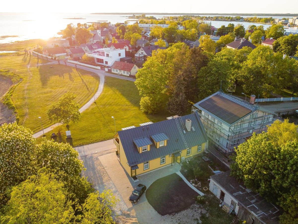 Ohtu Apartments Haapsalu Extérieur photo